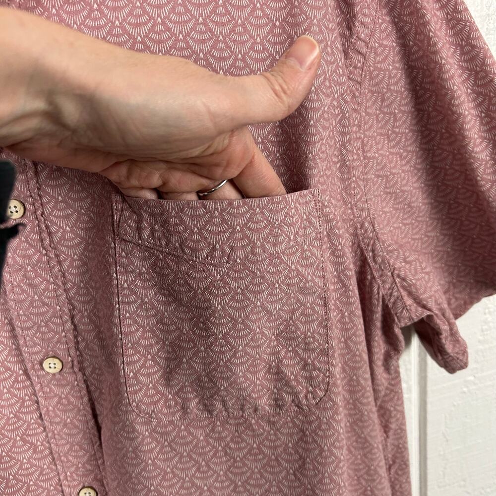 Faherty Pink Pattern Short Sleeve Button Down Shi… - image 3